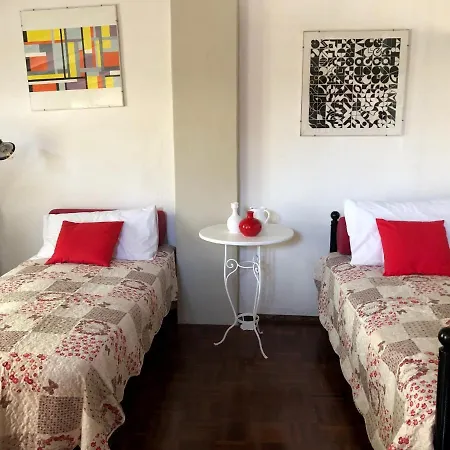 Il Nido Dell'artista, Mansarda Sui Tetti Di Modena